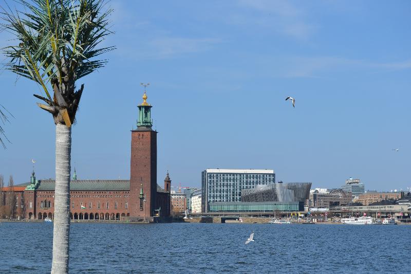 Den Roeda Baten Bådhotel